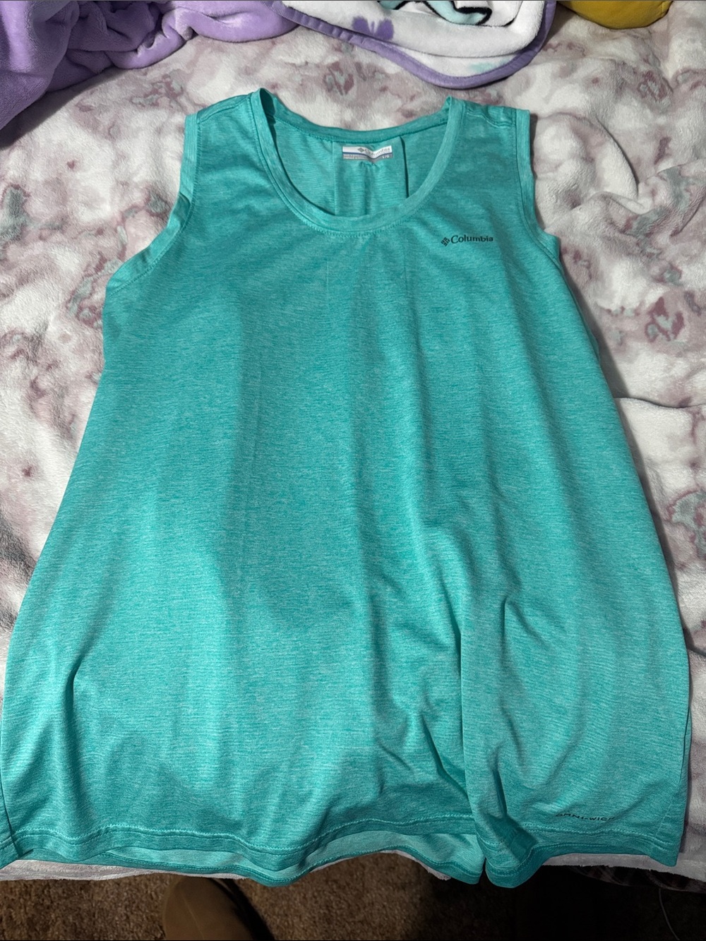 Columbia Women’s Sleeveless Performance Tank Top — Teal